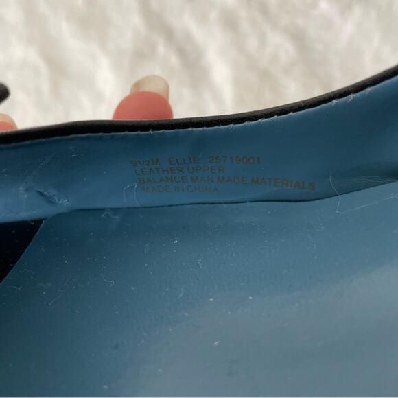 Etienne Aigner Leather Heels - Picture 3 of 7